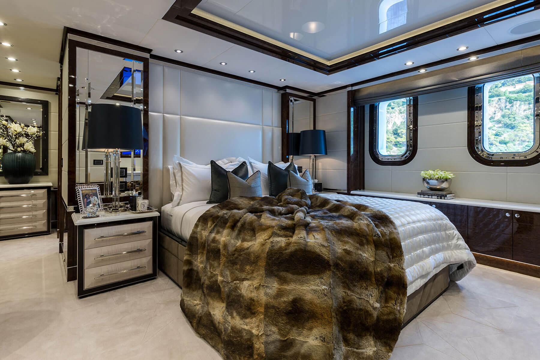 yachtline interiors 1618 llc